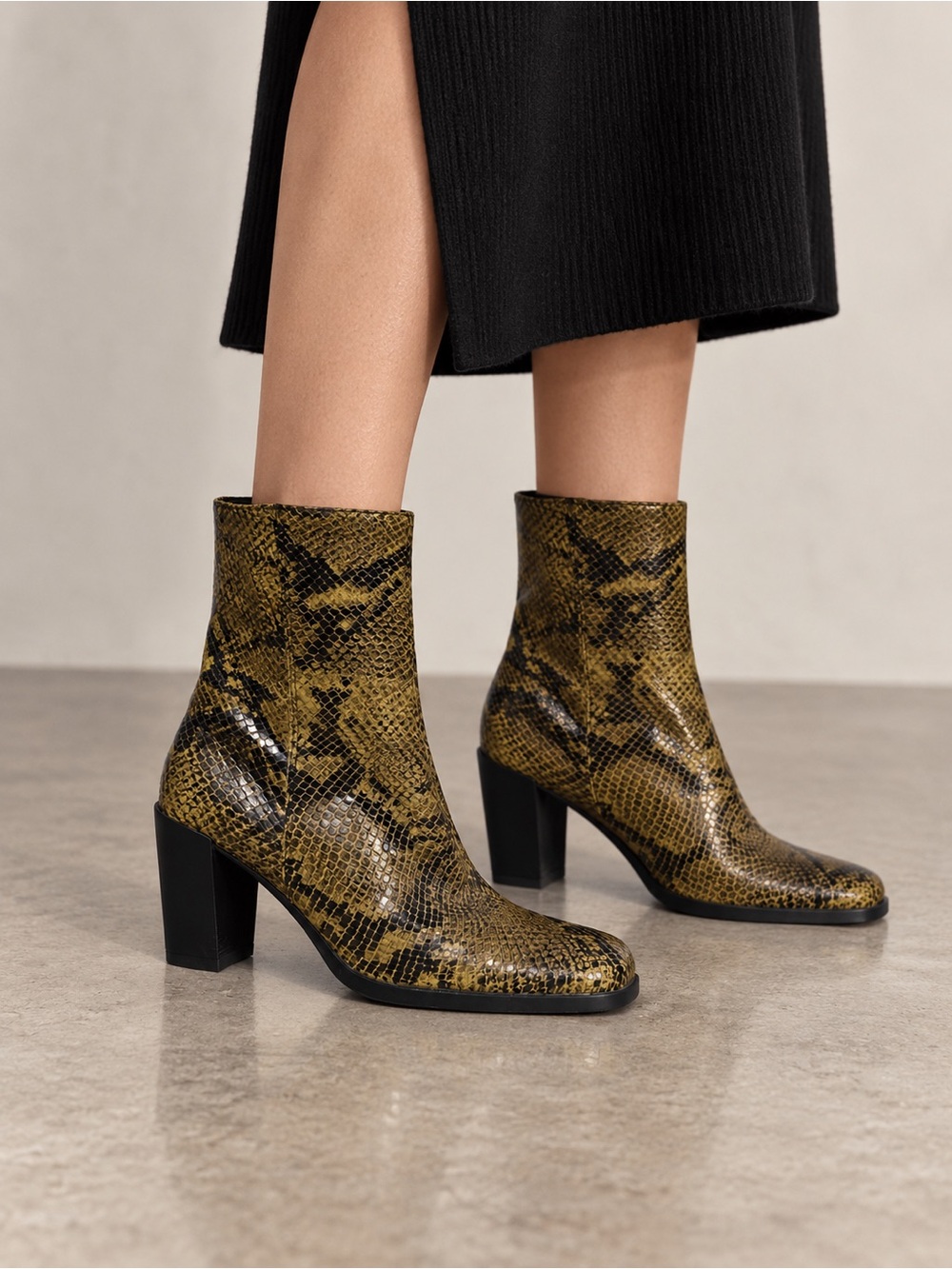 Bandolino Olive Snake-Print Block Heel Ankle Boots | 6.5